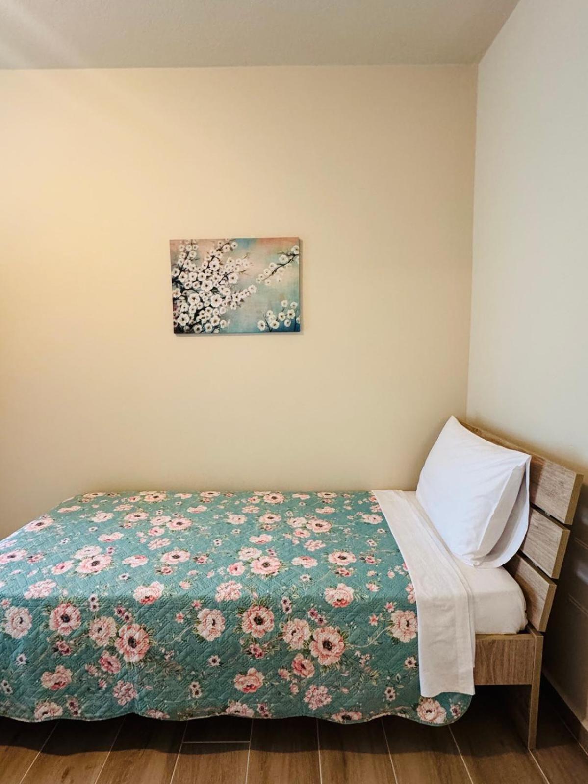 Secret Garden Guesthouse Kavala Dış mekan fotoğraf